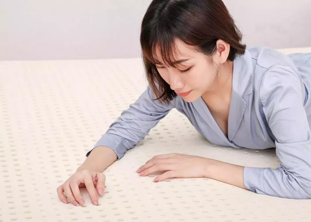 乳胶枕下藏了不可告人的秘密,乳胶枕为什么火爆