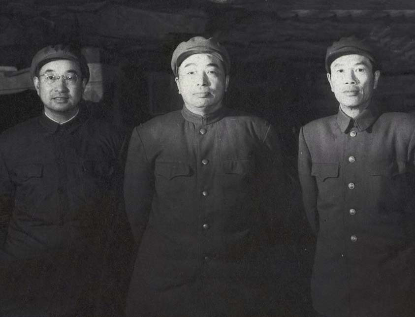 入朝在即，毛*东泽**却临阵换将：换掉13兵团主将！2年后才知真高明