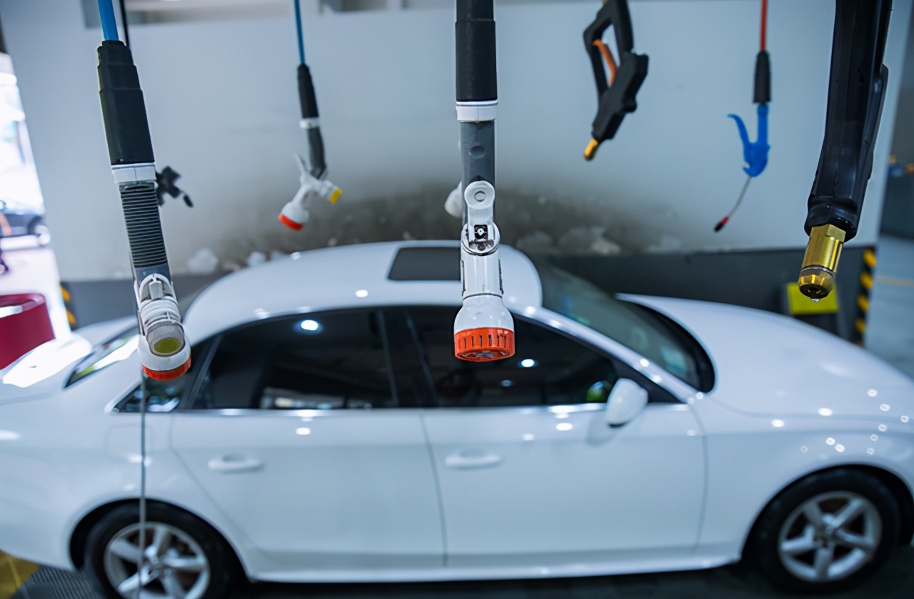 汽车贴膜怎么撕下来,汽车贴膜多久换一次