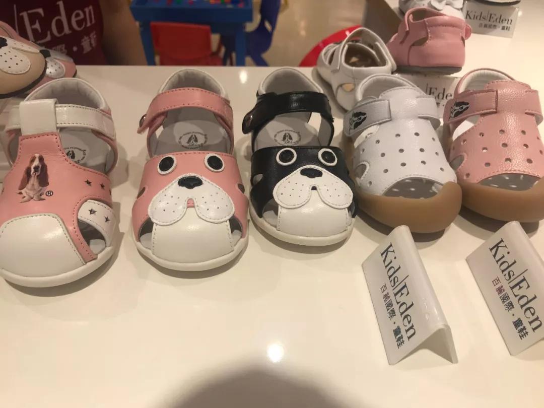 高颜值凉鞋小孩,什么材质的凉鞋鞋底最软