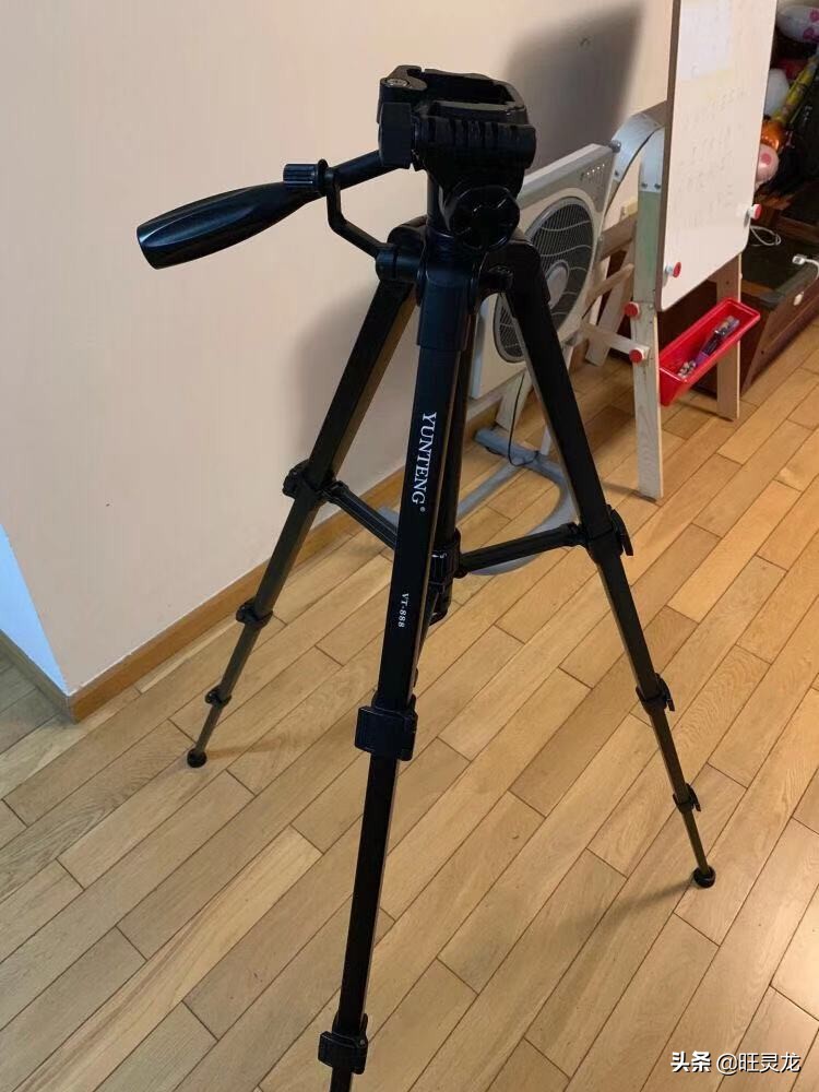 云腾vt-888三脚架怎么使用,云腾1.8三脚架