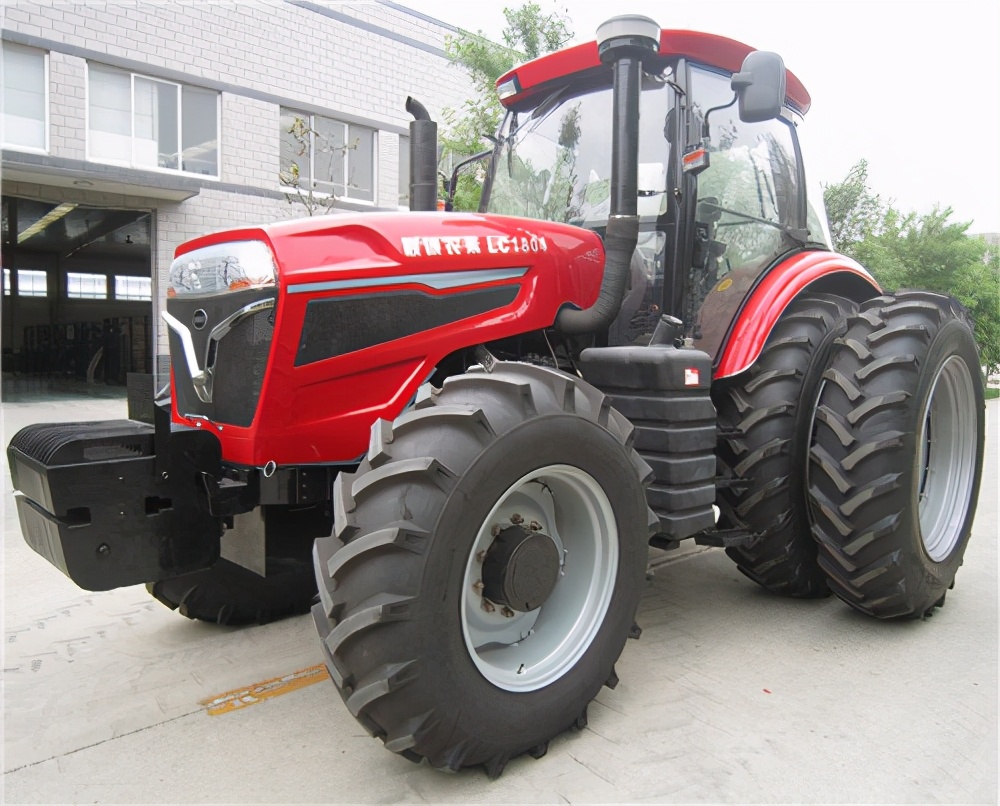 山东二手1804拖拉机,山东潍坊拖拉机1804多少钱