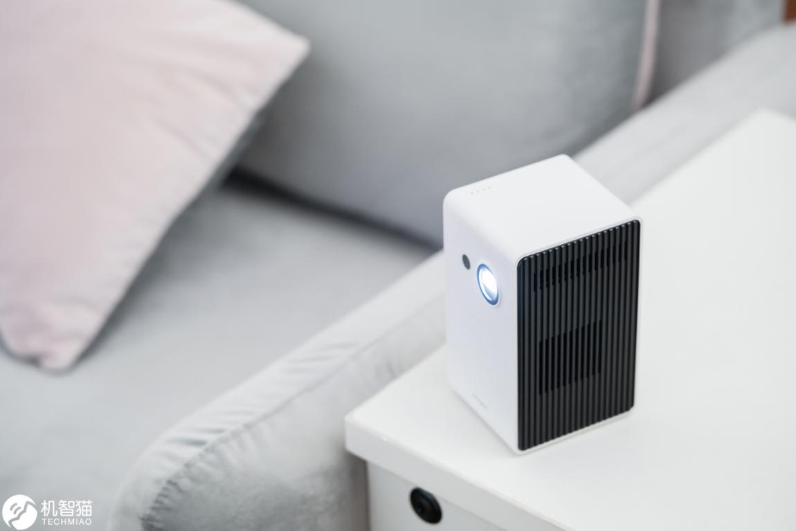 当贝小投影c2,2019当贝旗舰投影