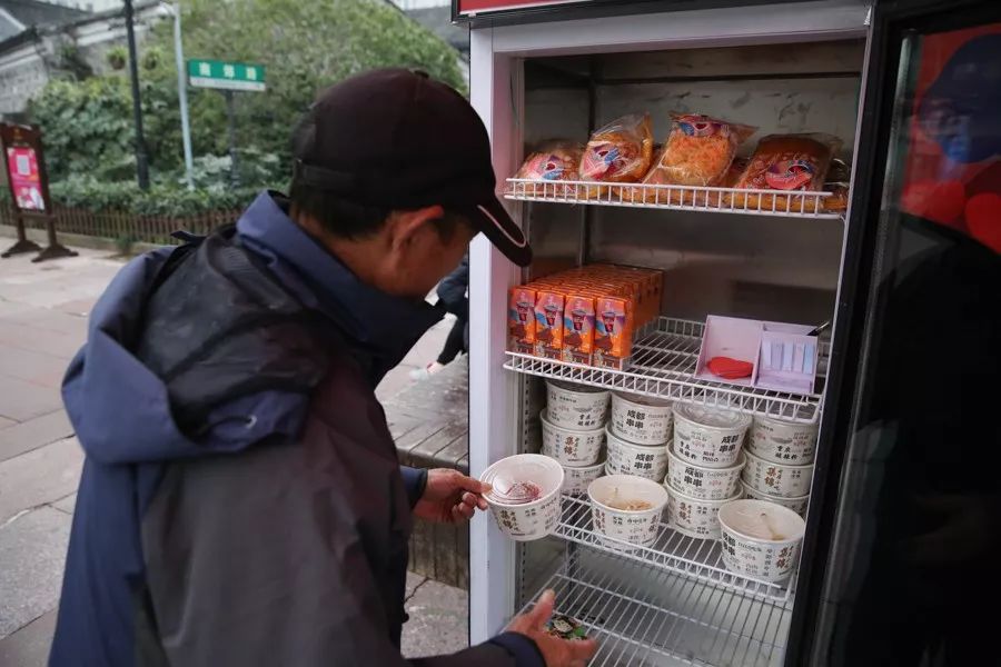 在宁波街头，我被暖到了