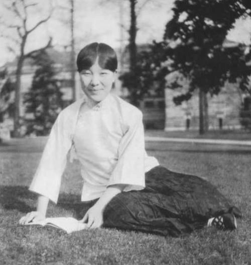 林徽因冰心三观,林徽因张爱玲冰心谁的成就更高