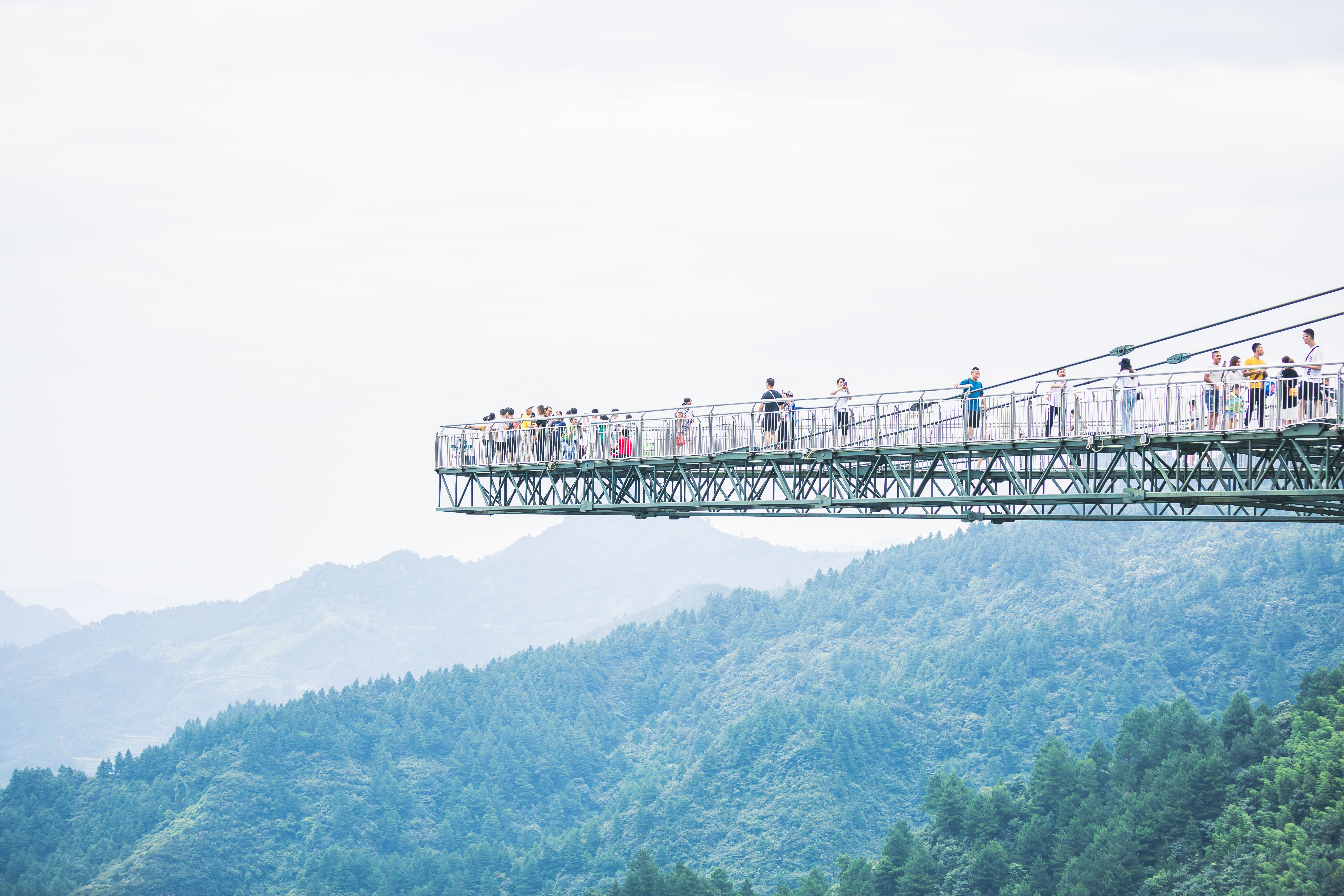 第一次去重庆奥陶纪应该怎样玩？真如抖音上那么刺激？亲自试试吧