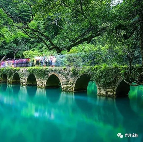 关于黄果树瀑布的美文,荔波小七孔随笔