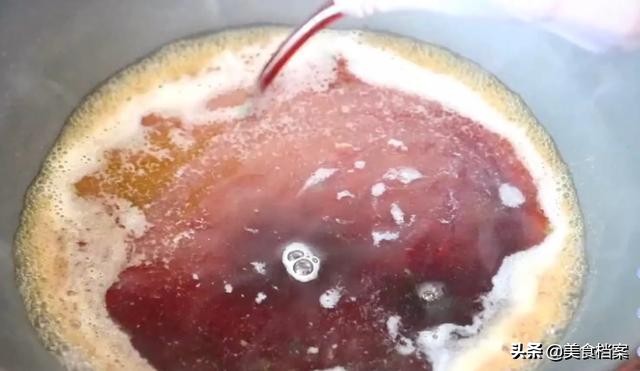 清蒸鲳鱼怎么做法比较好吃,清蒸五彩鲳鱼的做法和步骤