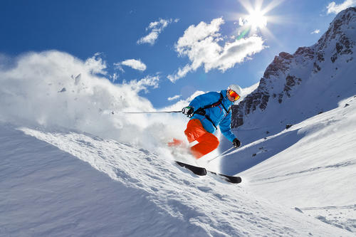 世界顶级奢侈品牌羽绒服,世界十大羽绒服品牌排行榜