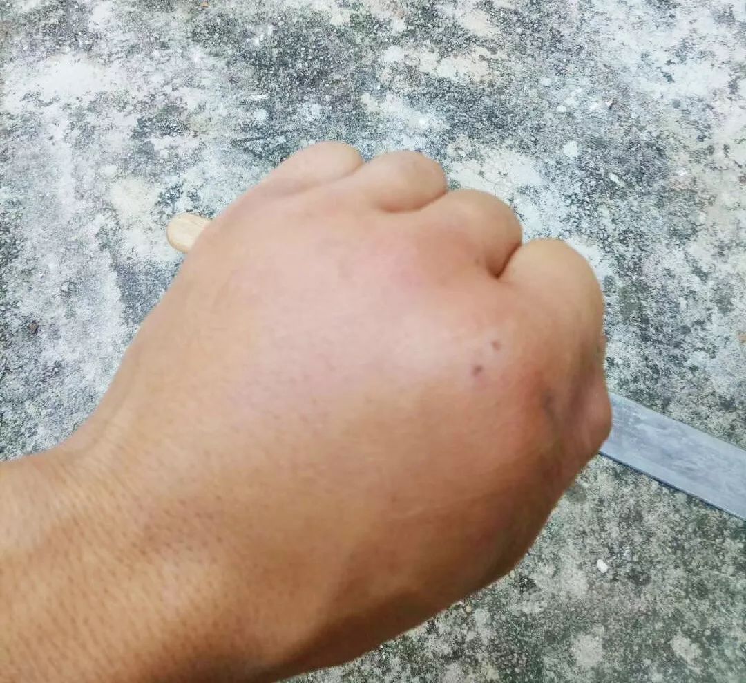 土蜂蜜的取蜜全过程,土蜂蜜取蜜全过程记录