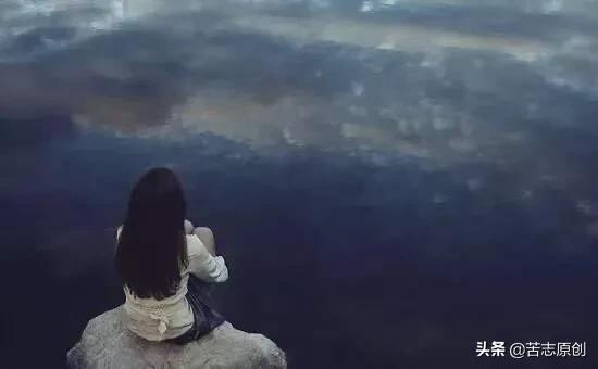 如果没人鼓掌记得给自己点掌声,如果没人给你喝彩记得给自己掌声