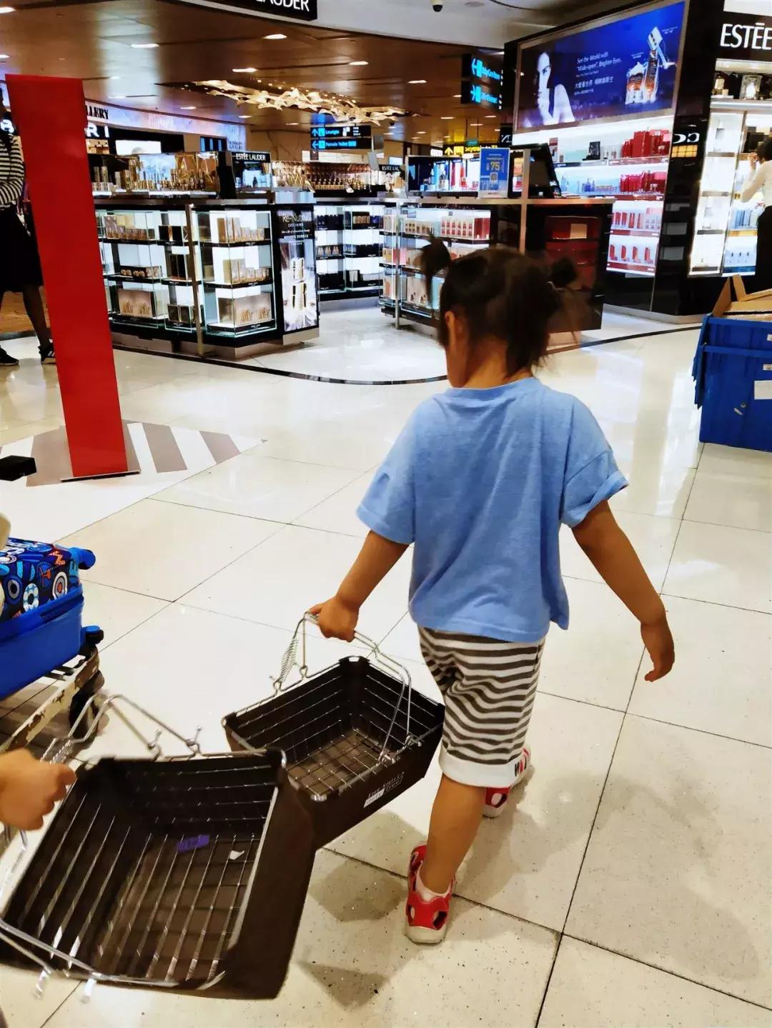 普吉岛雨天游玩攻略视频,普吉岛旅游帆船3天2晚