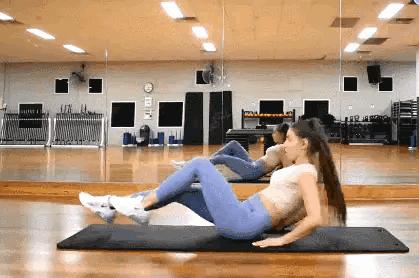 一个小腹赘肉的减脂训练方法,平坦小腹减脂训练方法