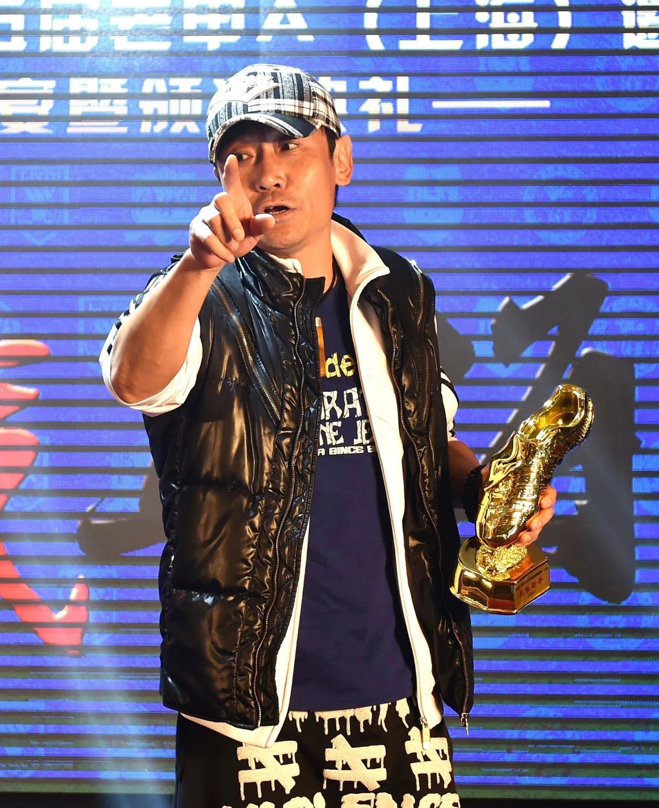 他是那英前男友，出轨打架还闹出私生子，那英要感谢他的不娶之恩