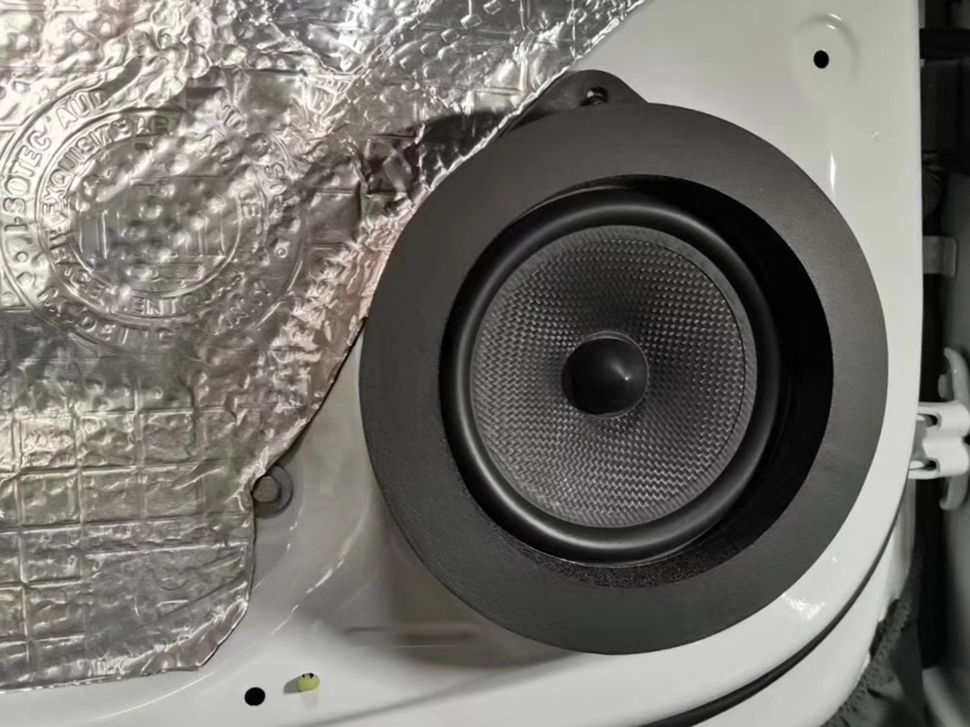 17款雪佛兰科鲁兹改装音响,雪佛兰科鲁兹原车音响更换