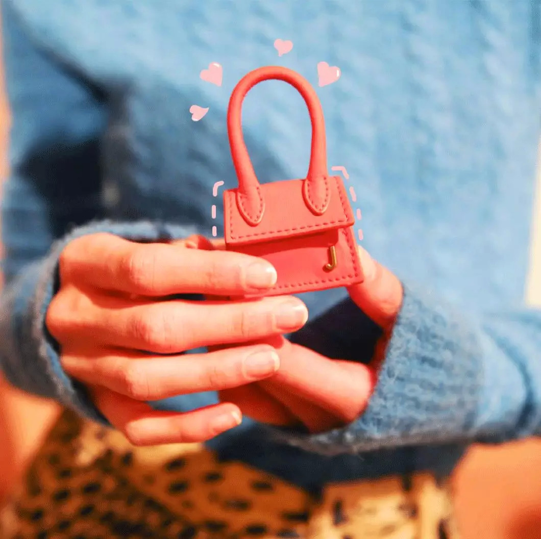 我的胸,我的手指,我的脚腕……都需要一只包包