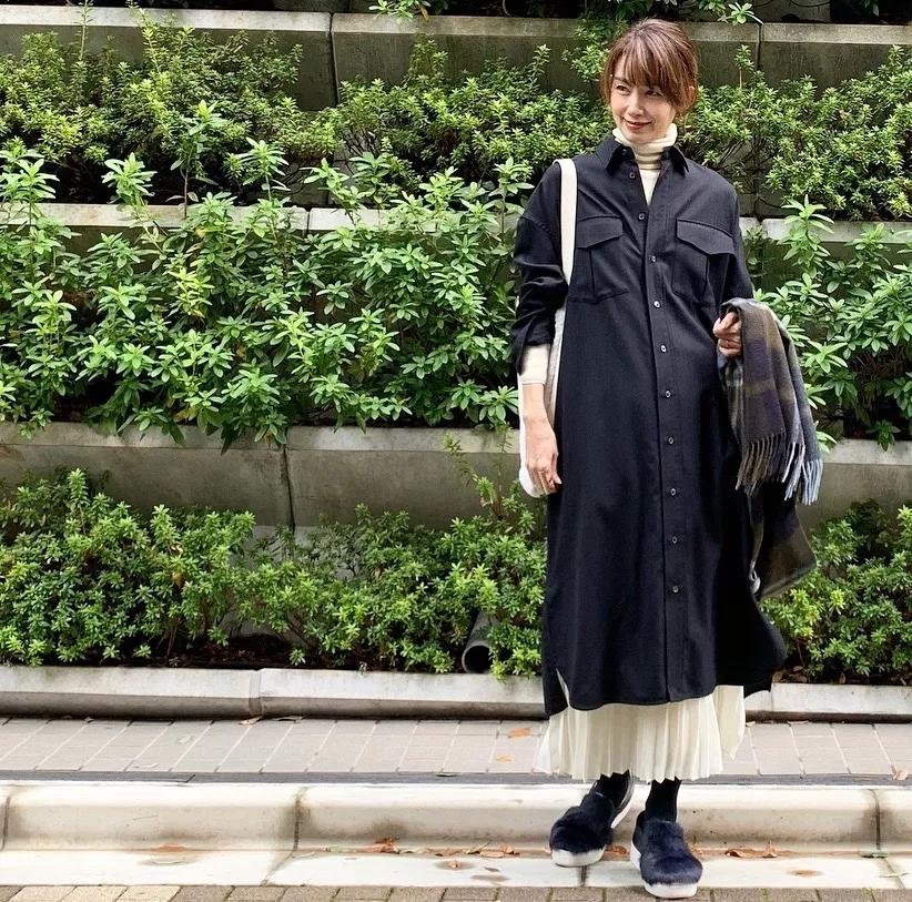 冬季无袖连衣裙怎么搭配,冬季粉色连衣裙打底裤搭配