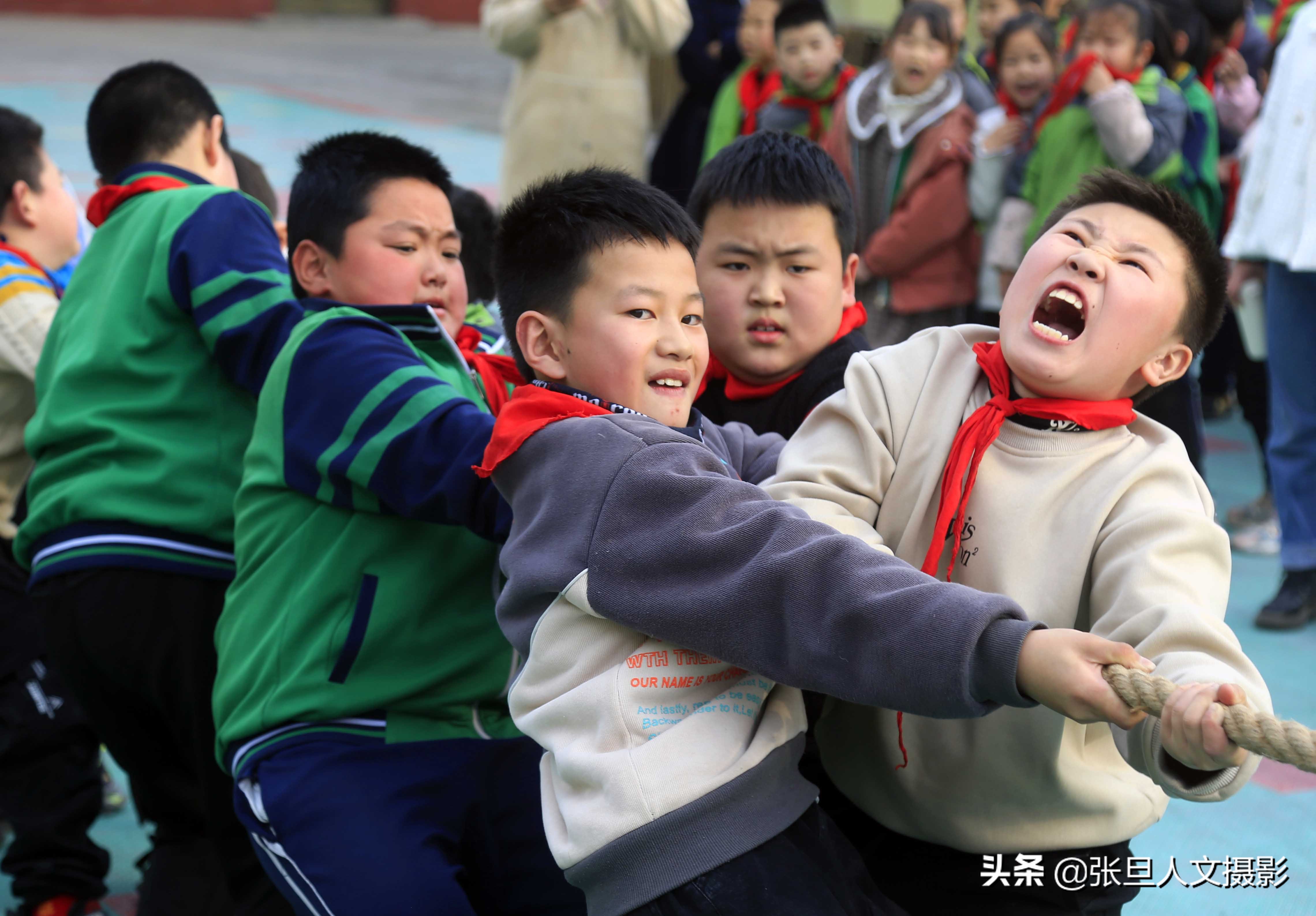 山西有一所学校学生都是农民工的孩子他们在这里过得怎么样