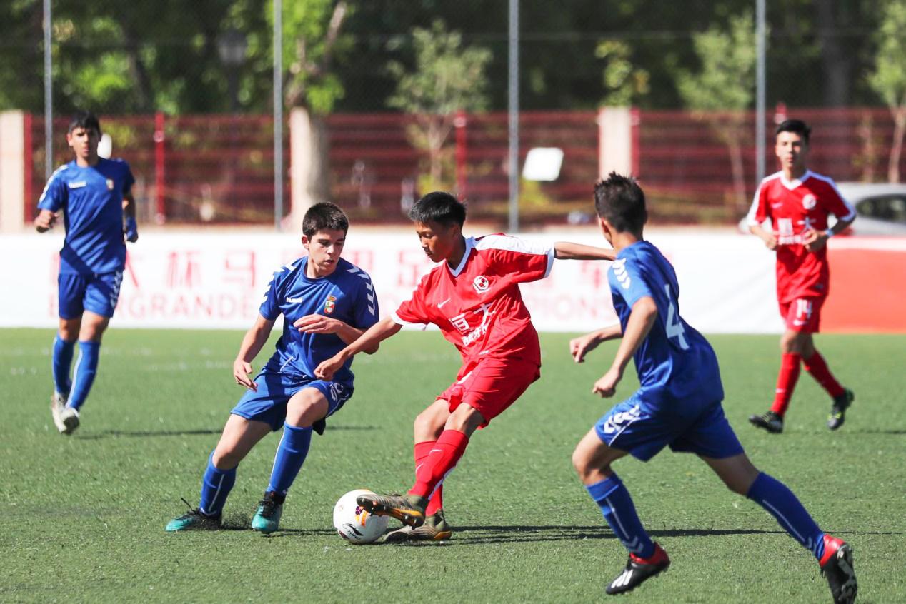 恒大足球高光时刻许家印,中国足球必须耕耘青训