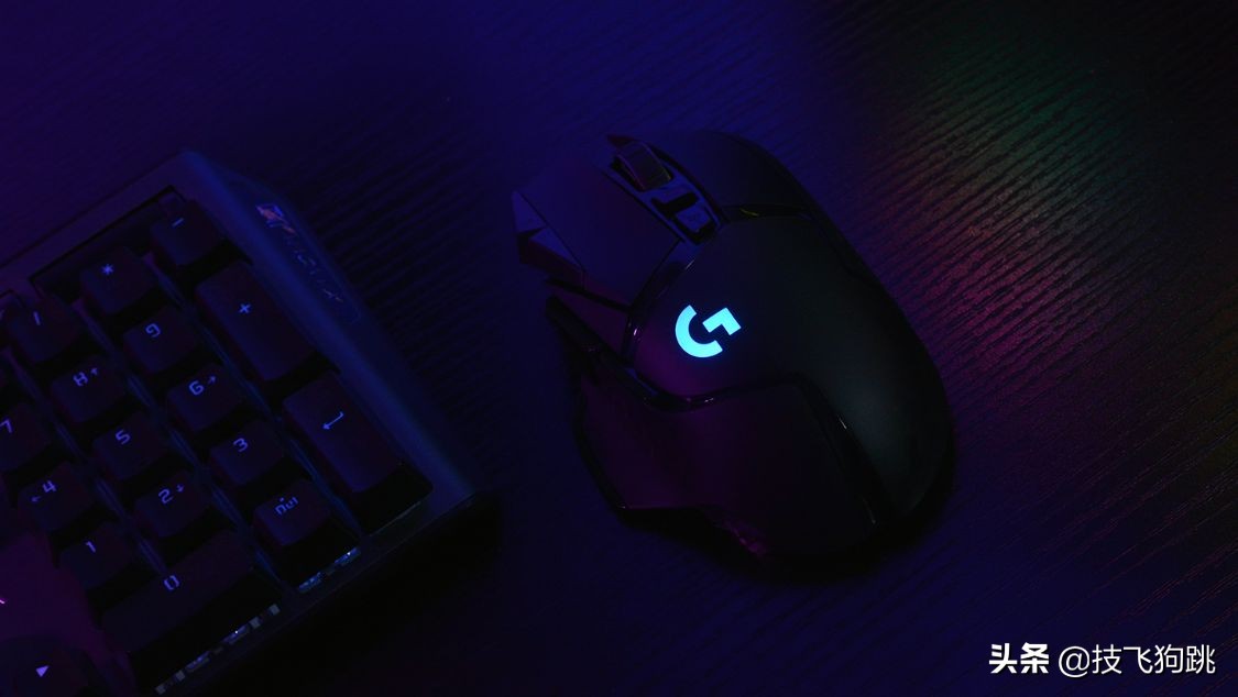 罗技g502lightspeed无线鼠标,打csgo鼠标dpi多少合适罗技g502
