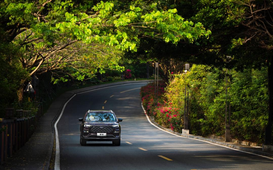 江铃福特领裕精领版,江铃福特领裕是国产车吗
