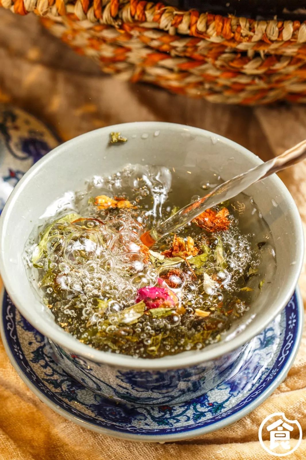 一天卖300只烧鹅,一天只卖400个卷饼