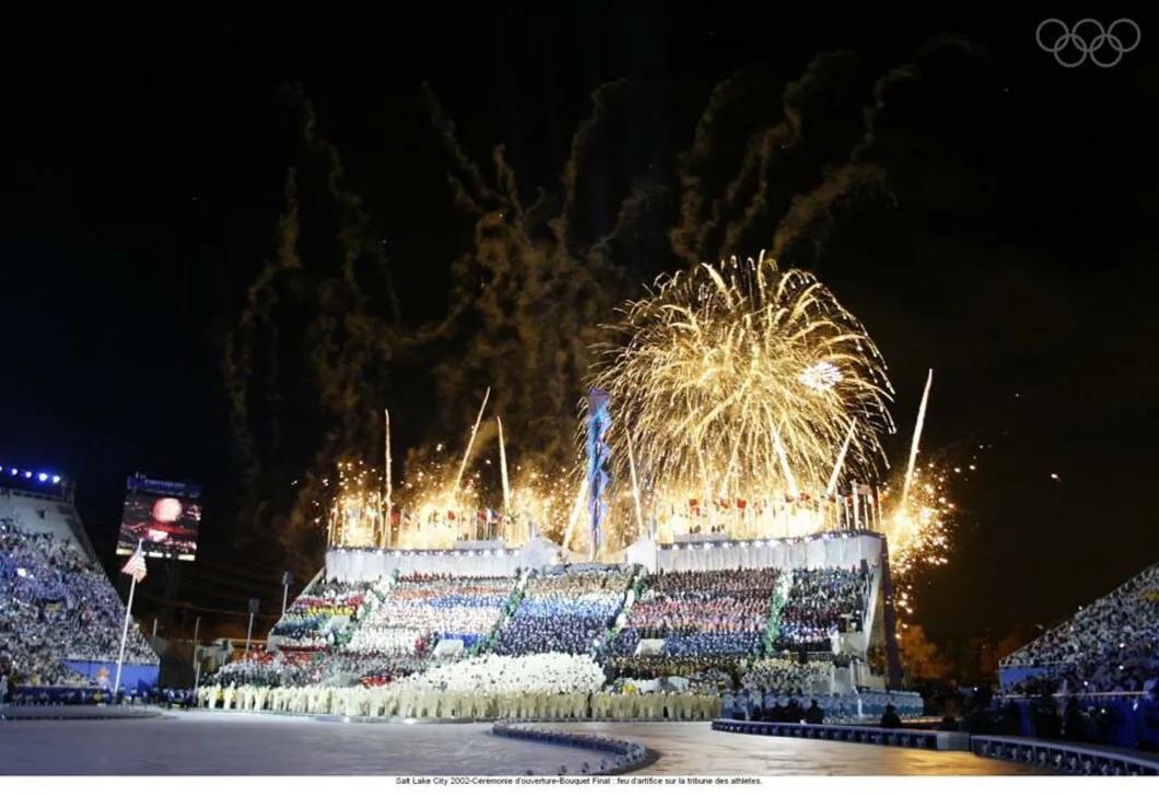 哪一年中国冬奥会会徽亮相,历届冬奥会冬残奥会会徽