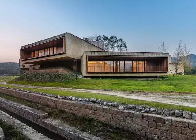 罗浮山清水湖民宿订房,全家出游避暑