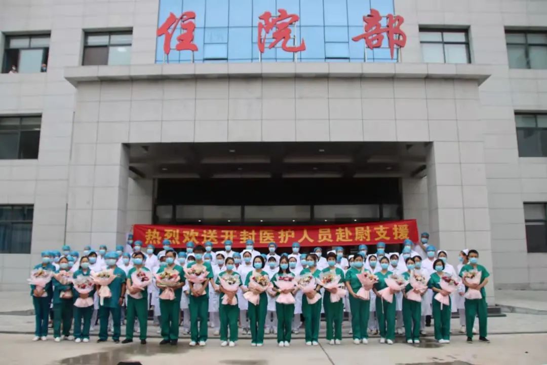 历史终将铭记这难忘的抗疫故事,在中国抗疫故事中汲取向上力量