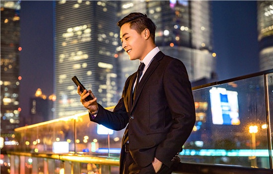 木北造型：如何判断是否适合寸头木北造型告诉您