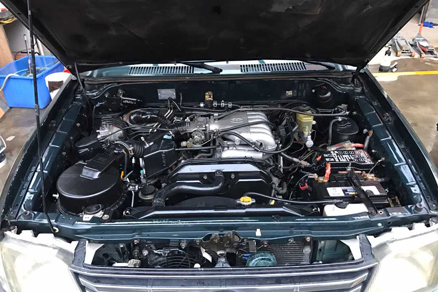 经典情怀老车丰田霸道lc95,丰田霸道3400lc95配件