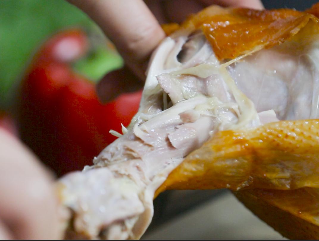 这才是真正的烤鸡做法简单还入味,烤鸡皮怎么红亮