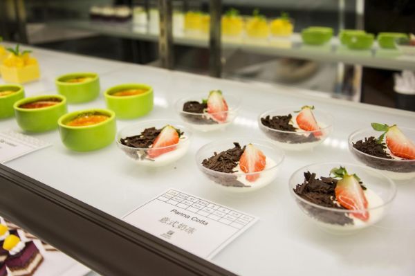 快收藏美食,广州小蛮腰附近海鲜自助餐600元的