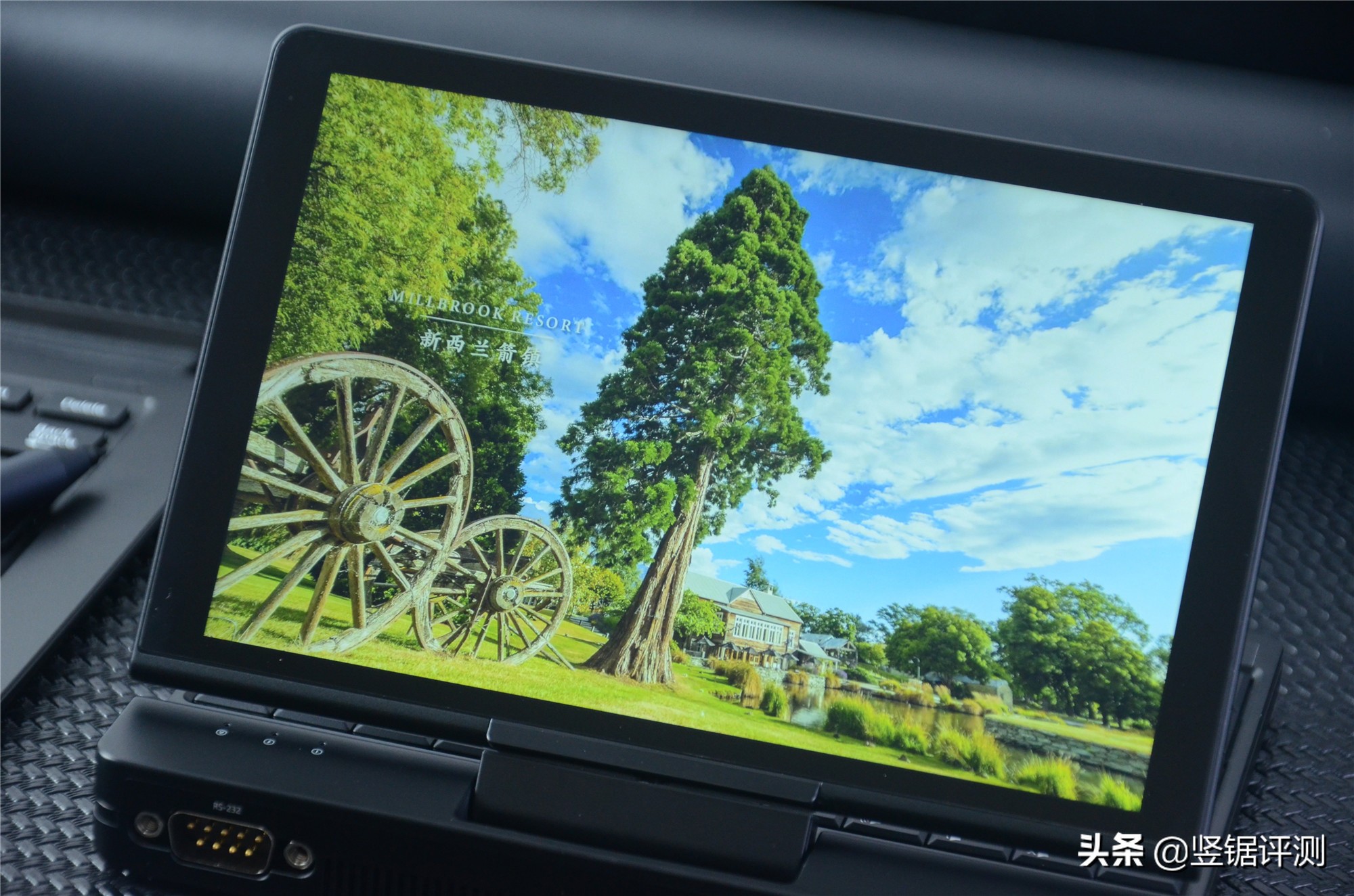 屏幕支持旋转！壹号本“工程师PC”迷你笔记本评测