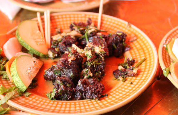 尼泊尔的特色美食有哪些,尼泊尔旅游美食推荐