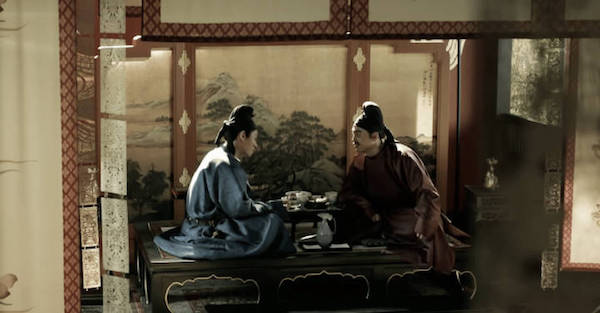 象筵看不见，堪将对玉人：平安王朝的琉璃世界