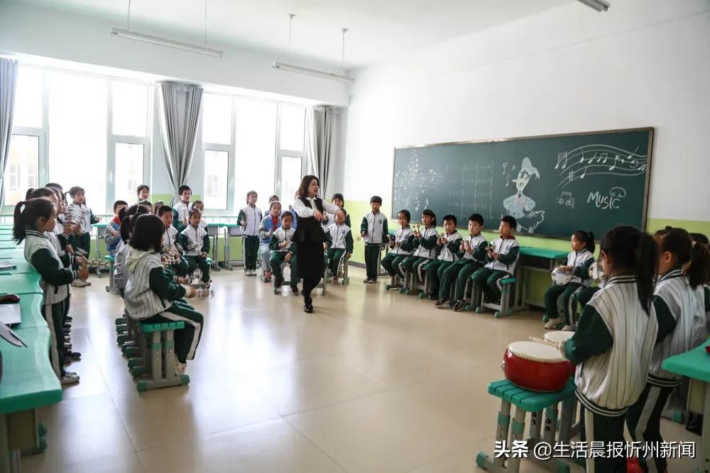 忻州市长征小学西校区：社团活动多姿多彩，百花争艳满园香