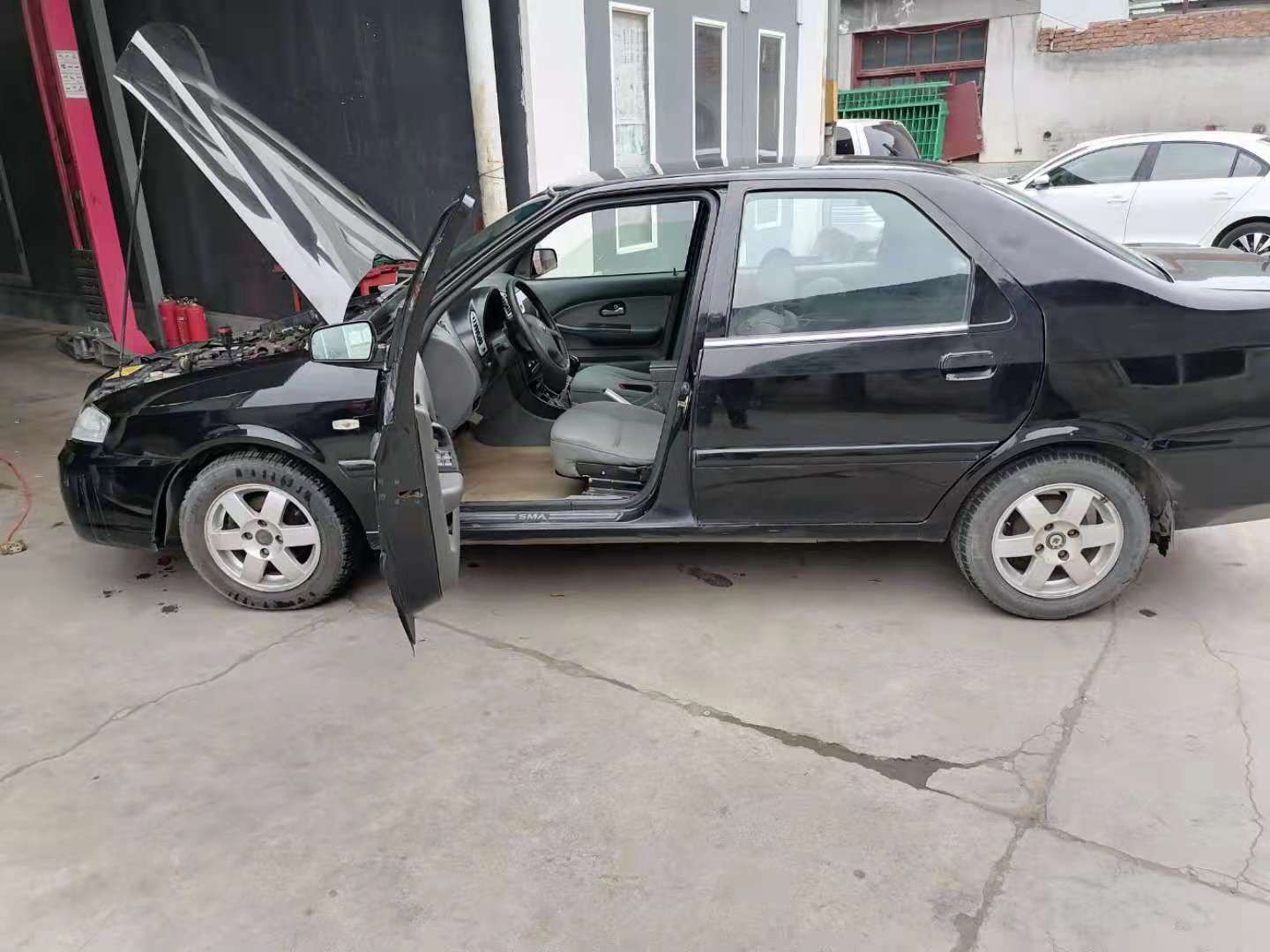 四个轮子二手车,胖哥买二手车