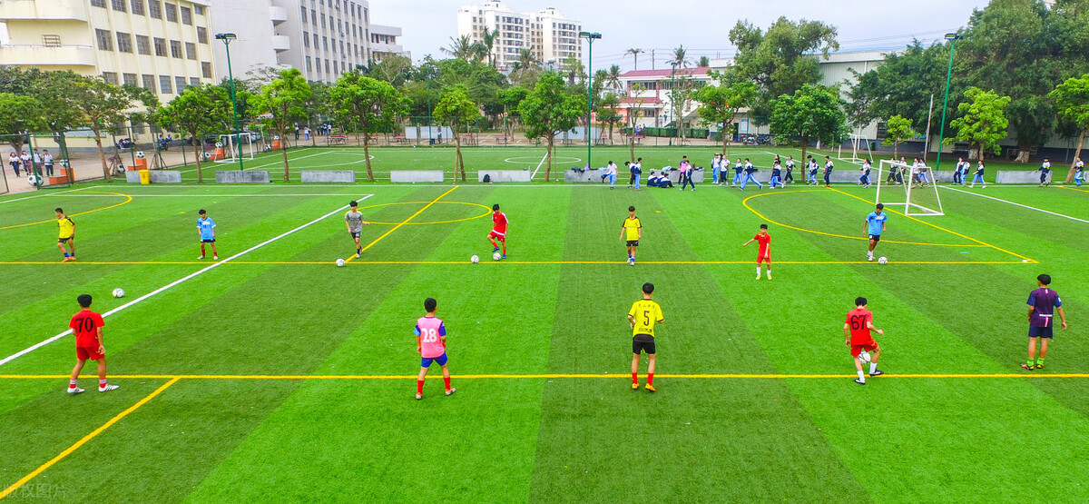 校园足球真的能发展起来吗,校园足球喊口号