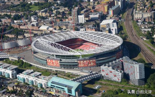 恒大顶级球场效果图,恒大世界顶级球场图片