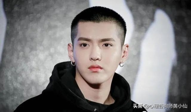 如果舔狗、海王、白莲花，绿茶婊在同一个群…趣味好文，收藏阅读