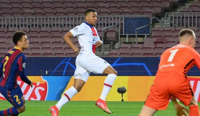 皮克拉拽姆巴佩瞬间火了,皮克皇马恶搞图