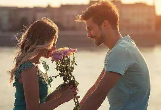 好的感情要谈钱图片,女孩子要敢于谈钱