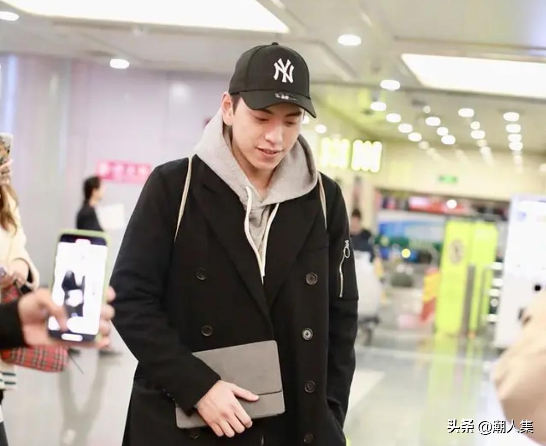 卷毛棒球帽穿搭男生,棒球帽男穿搭