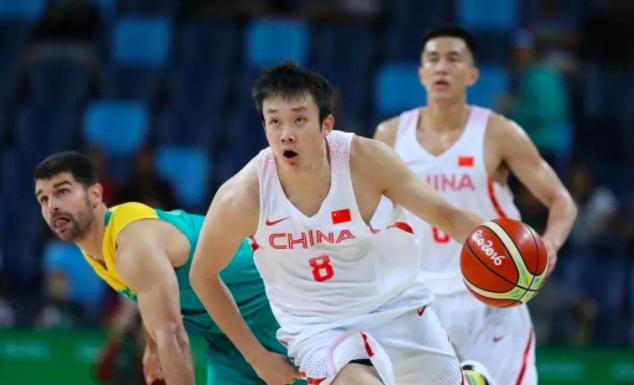 丁彦雨航与巩晓彬赛场冲突,丁彦雨航单场过40