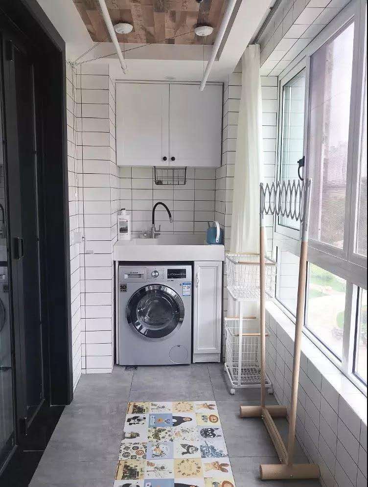 通阳台的卧室和晒衣服的阳台设计,阳台改造最好看的方法