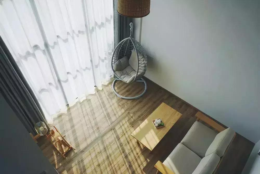 放弃世界顶尖银行工作,他回村当木匠,在废墟上盖出了爆美小院!