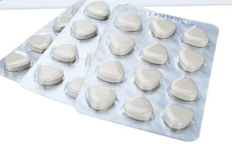 狗狗呕吐食物残渣怎么办,狗狗老是呕吐是怎么回事