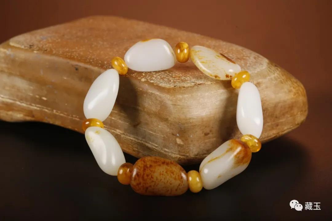 目前和田玉真正籽料的价格,价格过千万的和田玉籽料