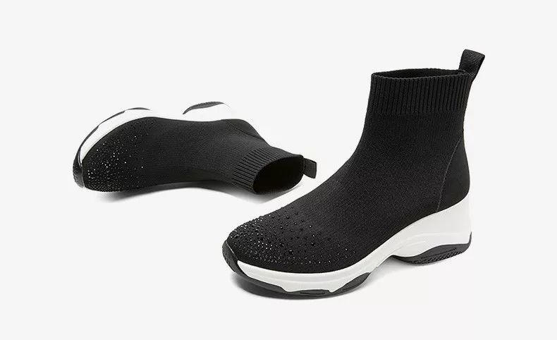 冬季靴子怎么保养及清洗,冬天靴子如何保存不脱胶